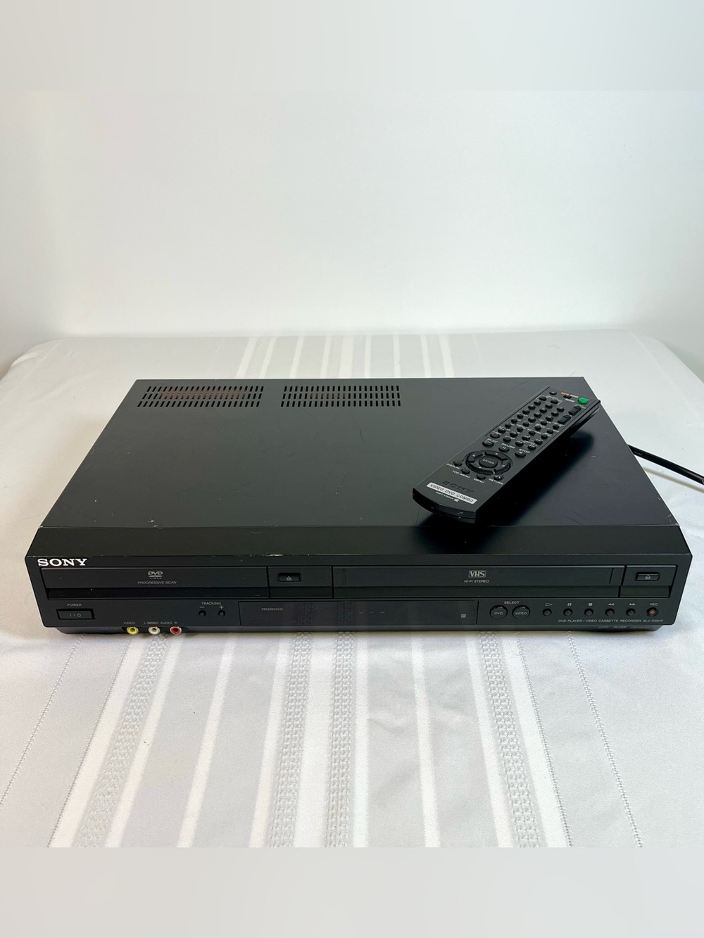 Sony SLV-D281P DVD VHS Combo Player VCR Hi-Fi Stereo Tested Working w/ Remote